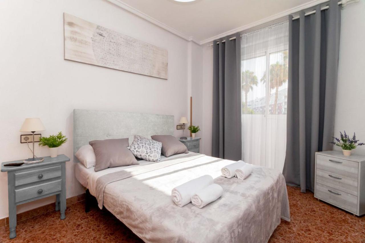 Apartamentos Villa Madrid 托雷维耶哈 外观 照片