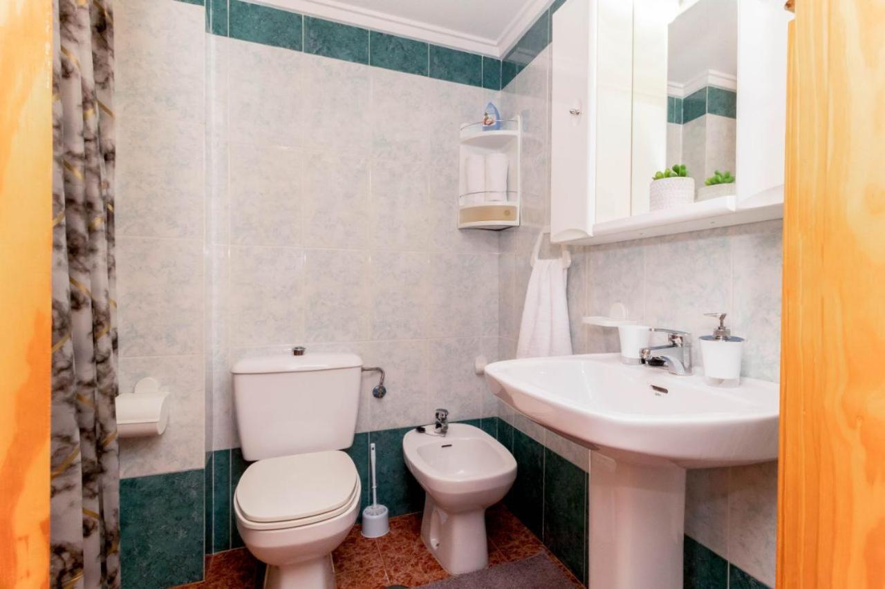 Apartamentos Villa Madrid 托雷维耶哈 外观 照片
